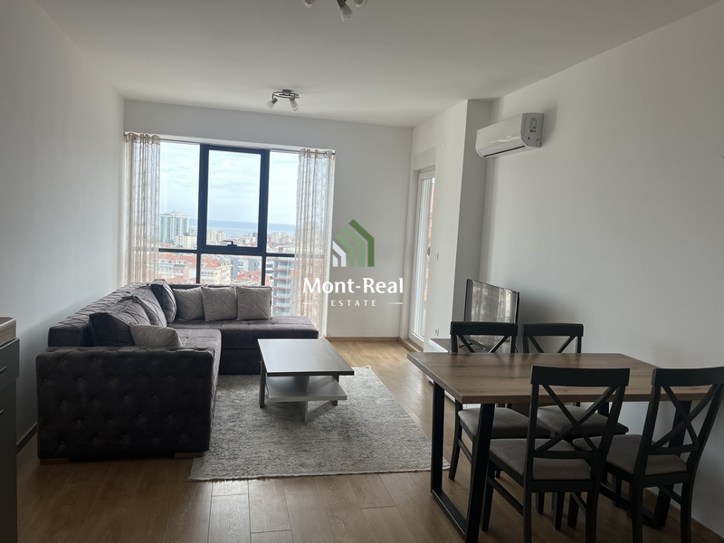 Jednosoban stan u zgradi Tehnomaxa, Budva IS071BD