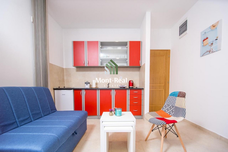 Izdaje se namješten studio-apartman u Budvi,  IS116BD