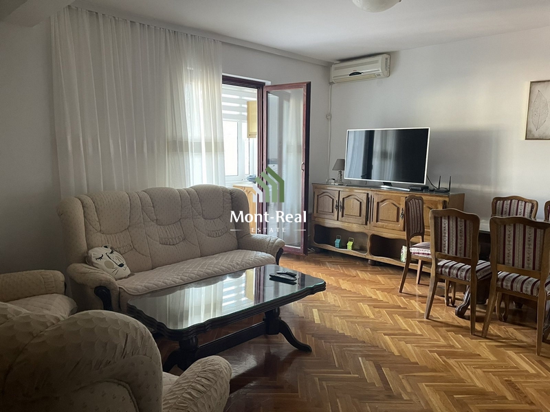 Izdaje se jednosoban stan u Dubovici Lux, Budva IS208BD