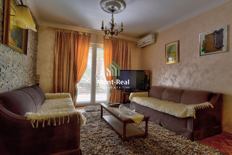 Two bedroom apartment for rent - Babin Do, Budva IS032BD