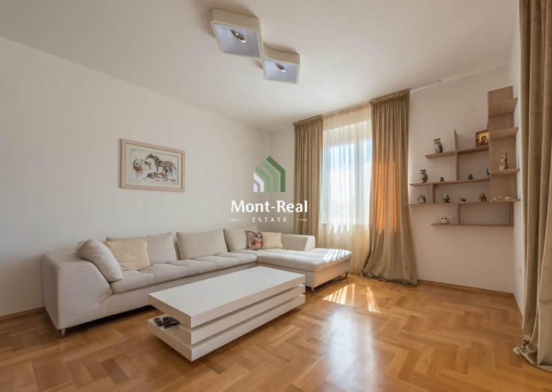 Furnished two bedroom apartment with sea view, Herceg Novi S004HN
