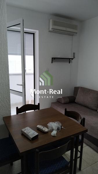 One bedroom apartment 30 m2 for rent, Budva IS190BD