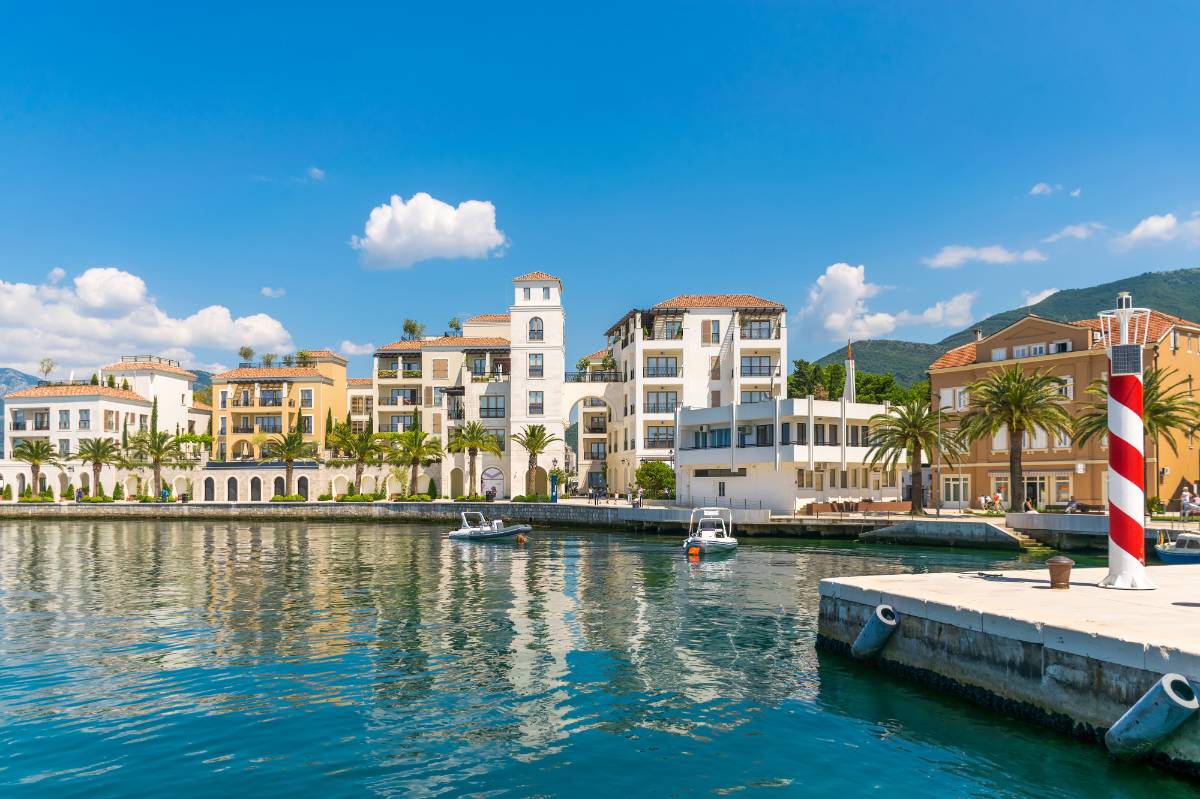 Tivat: Više od luksuza i marine-image3